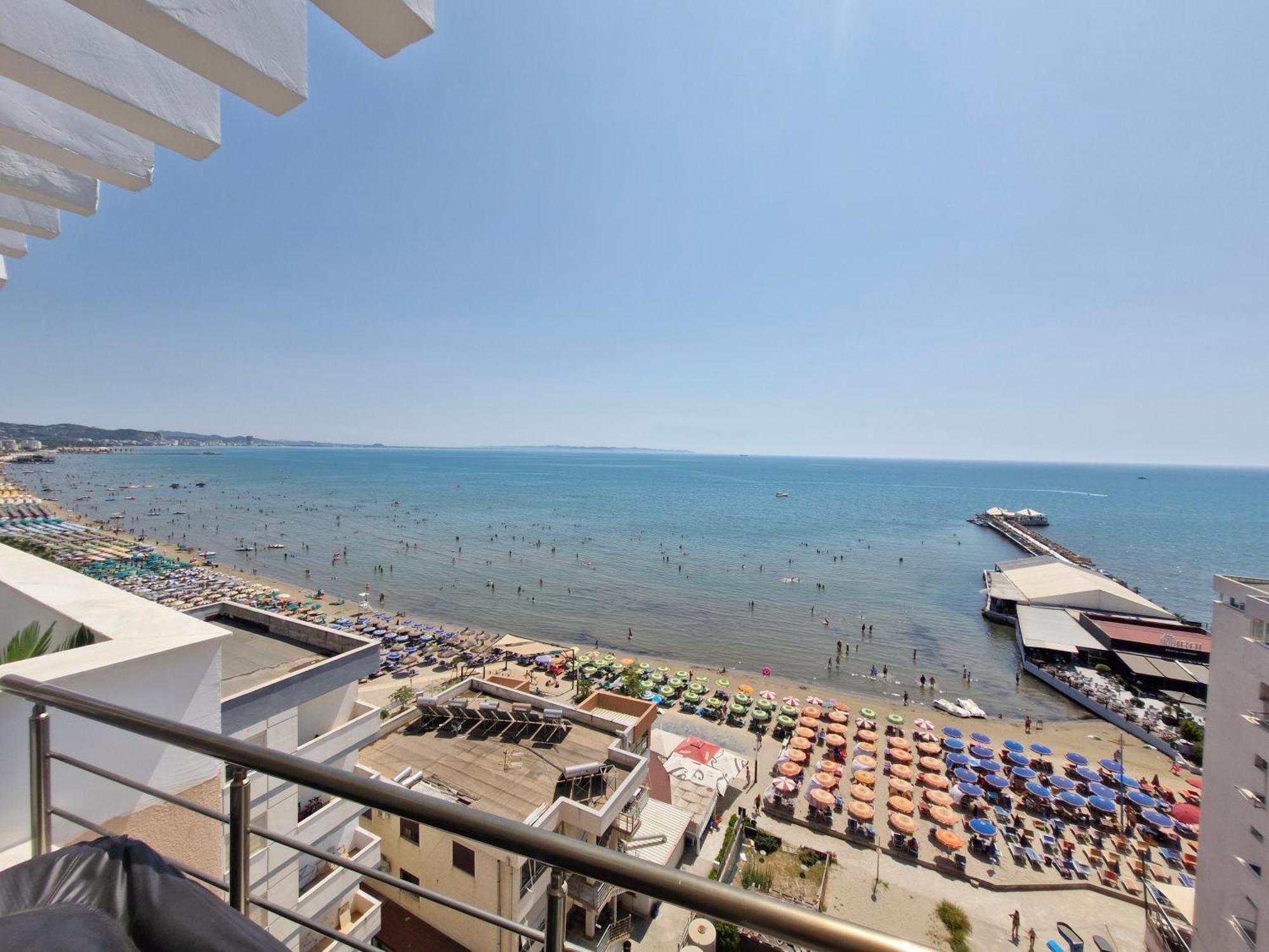 Luxury Penthouse Villa Драч Екстериор снимка