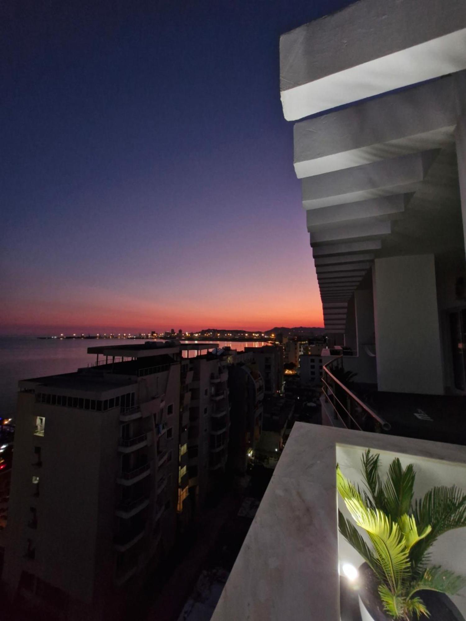 Luxury Penthouse Villa Драч Екстериор снимка